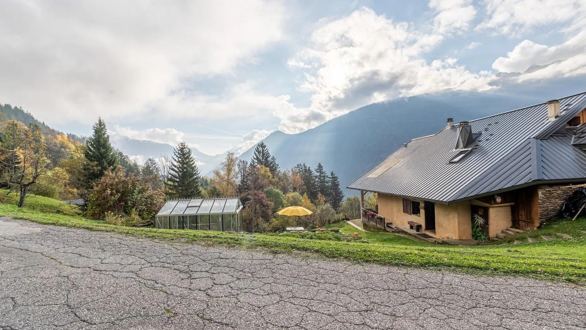 Chalet La Vourze Queige 0*,